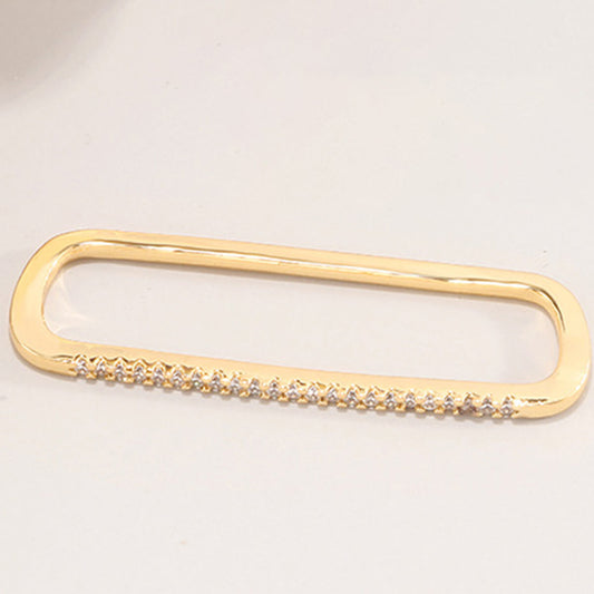 GOLD BAR CARTILAGE EAR CUFF - Concordia Style Boutique