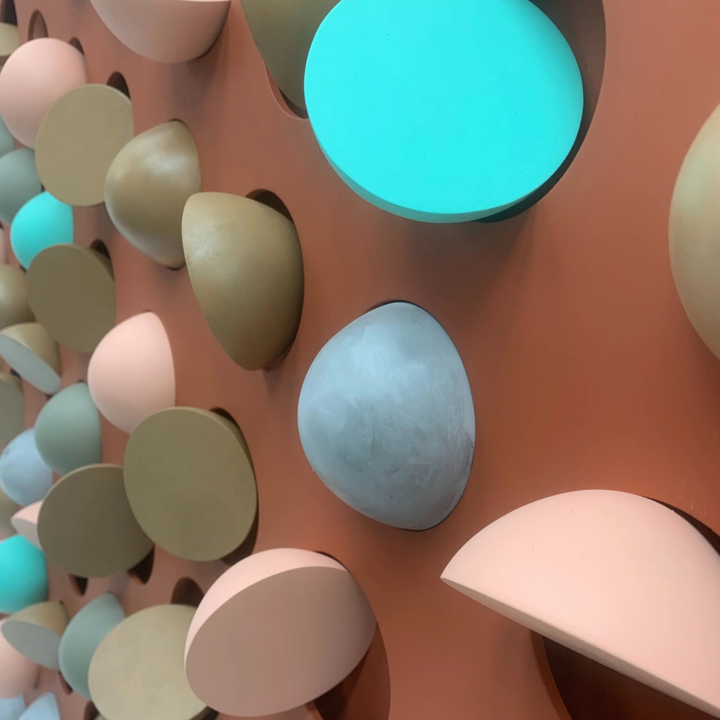 Dynamic Rainbow Sphere Rhapsody