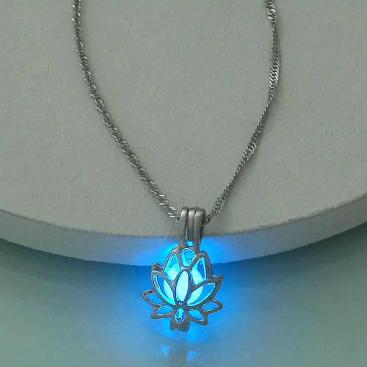 LUMINOUS LOTUS FLOWER - Concordia Style Boutique