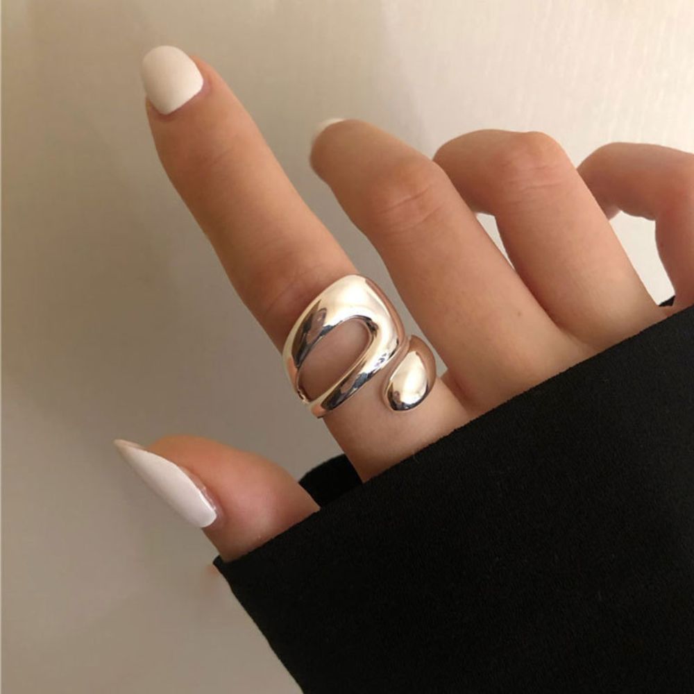 SILVER HOLLOW RING SET (ADJUSTABLE) - Concordia Style Boutique