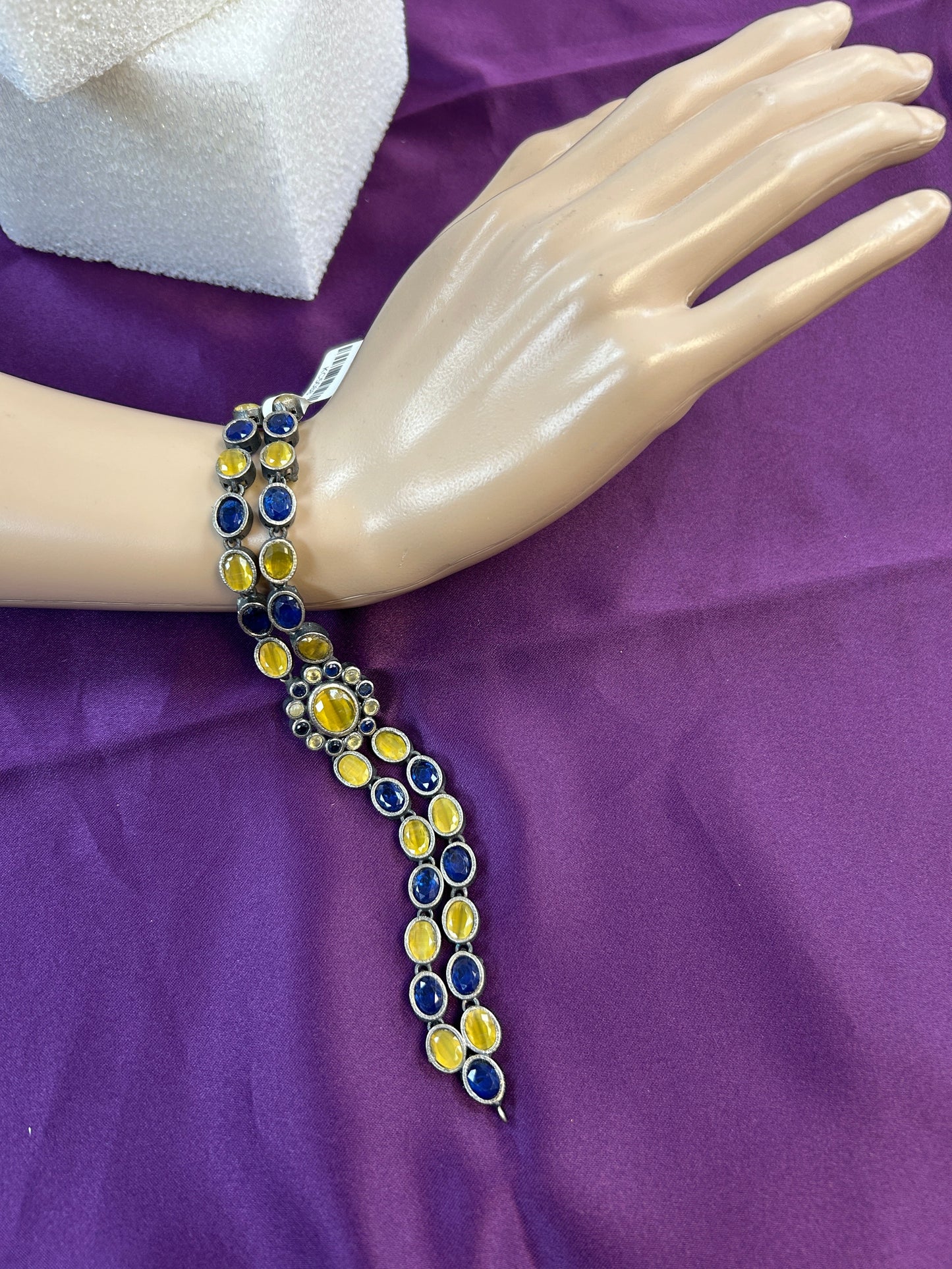 Bracelet: stones with oxidized silver