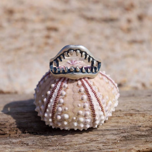 SHARK JAW RING (ADJUSTABLE) - Concordia Style Boutique