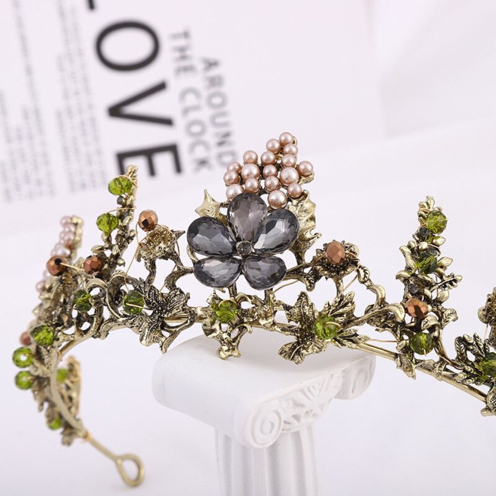 FOREST QUEEN TIARA - Concordia Style Boutique