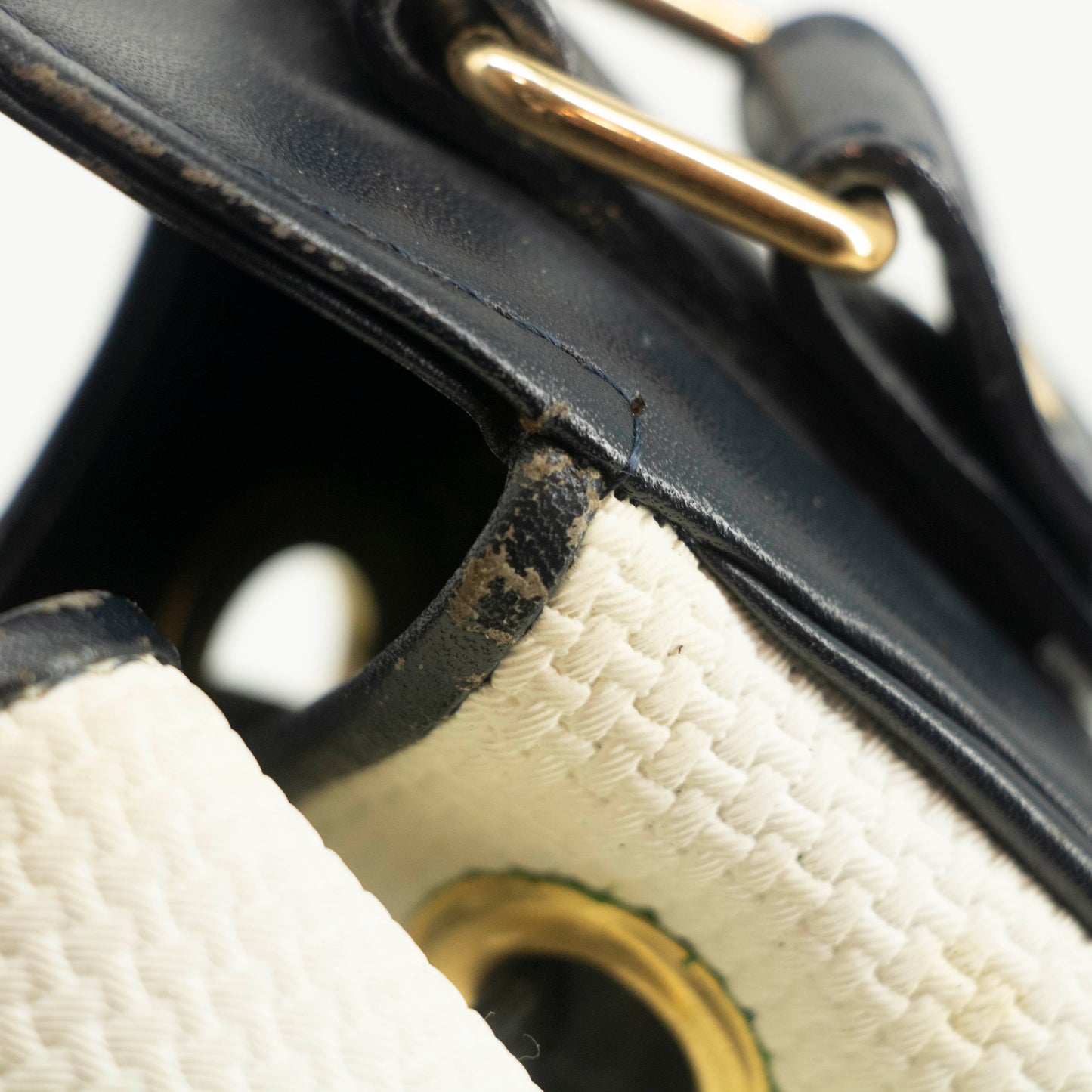 Saint Laurent YSL White Drawstring Bucket Shoulder Bag #3994