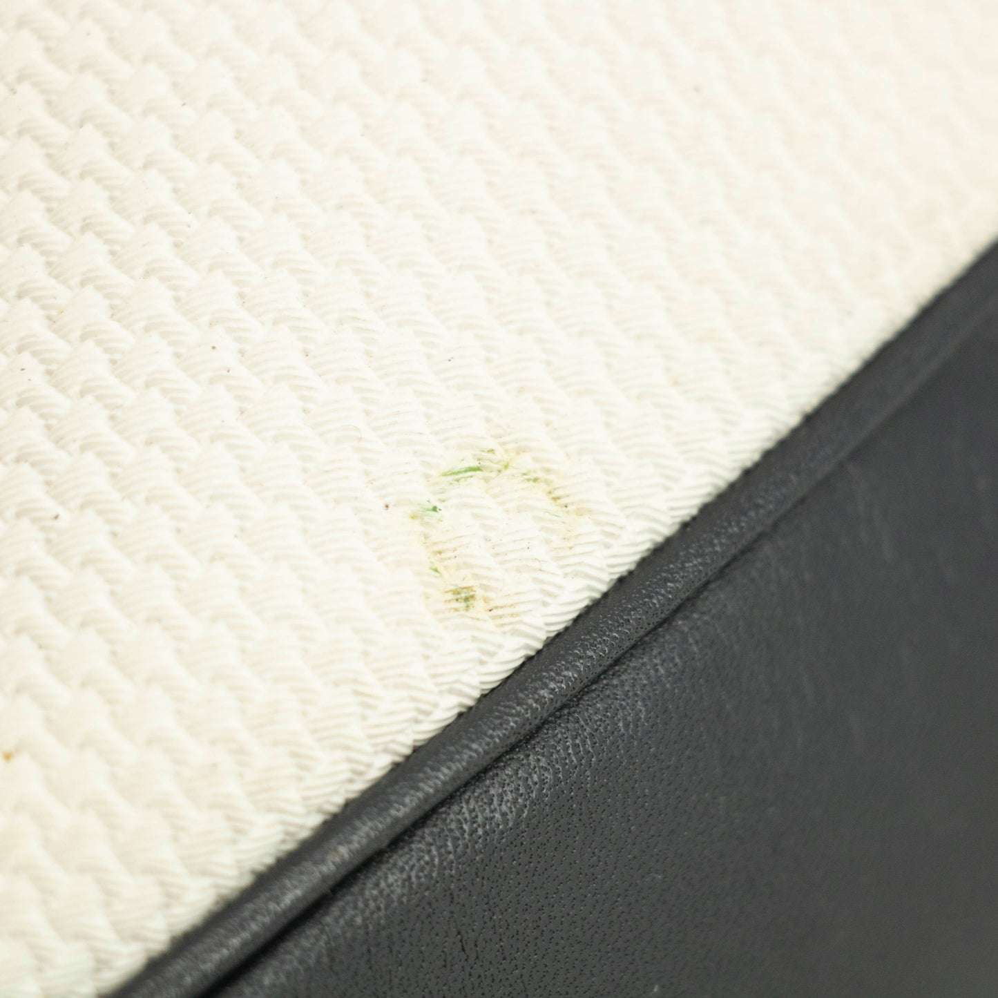 Saint Laurent YSL White Drawstring Bucket Shoulder Bag #3994