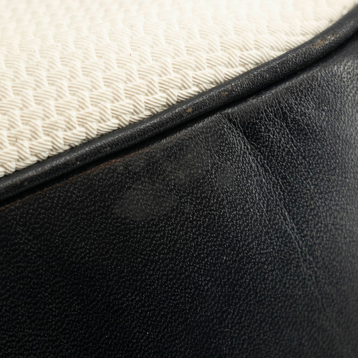 Saint Laurent YSL White Drawstring Bucket Shoulder Bag #3994