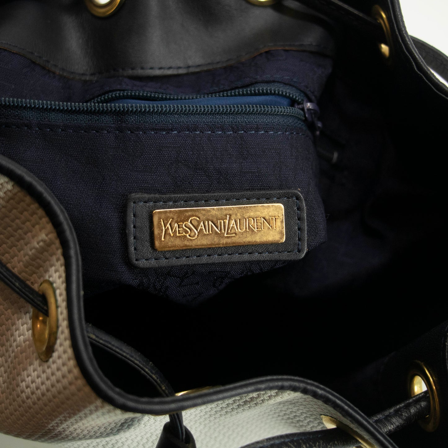 Saint Laurent YSL White Drawstring Bucket Shoulder Bag #3994