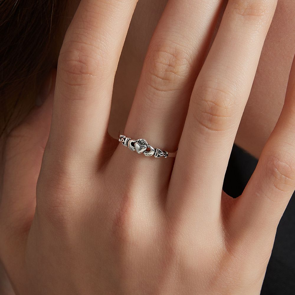 CELTIC CLADDAGH SILVER RING (ADJUSTABLE) - Concordia Style Boutique