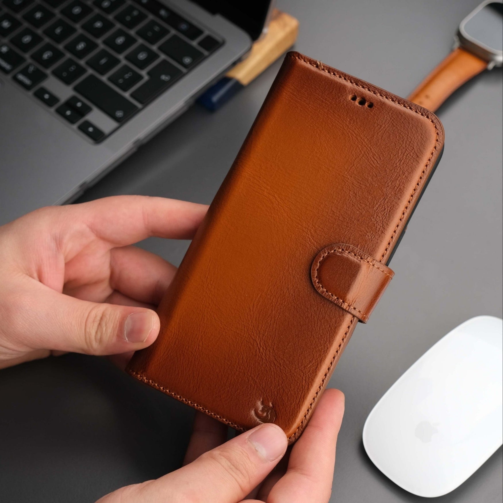 Casper Leather iPhone 14 Pro Max Wallet Case | MagSafe - Concordia Style Boutique