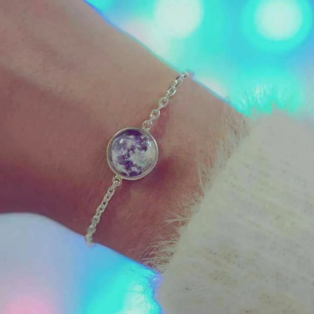 LUMINOUS MOON BRACELET - Concordia Style Boutique