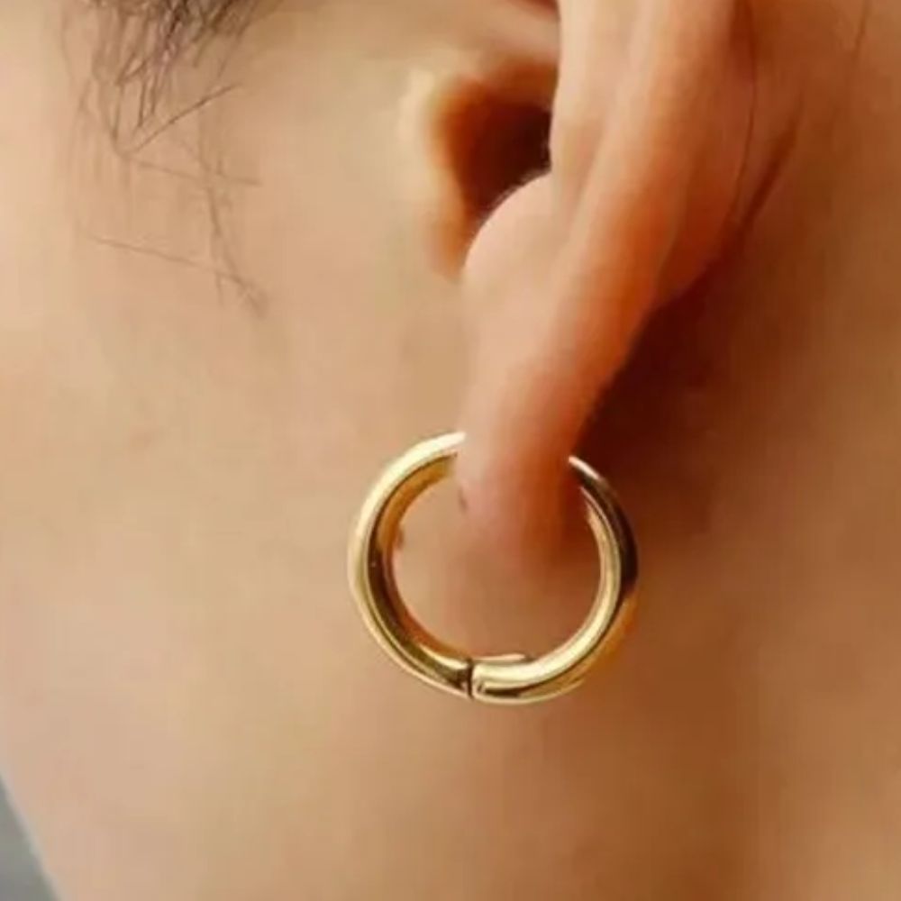 CLASSIC HOOP EARRINGS (PAIR) - Concordia Style Boutique