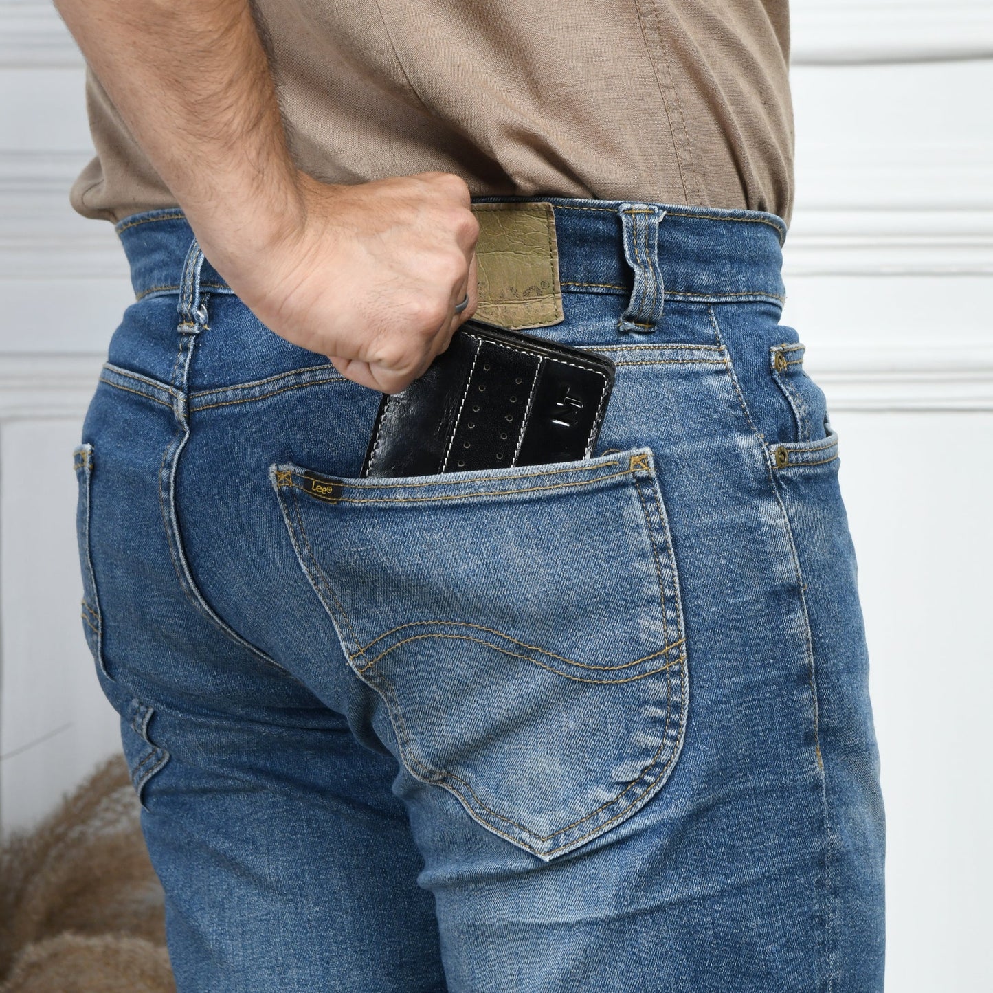 Lynch Bi-fold Wallet - Concordia Style Boutique