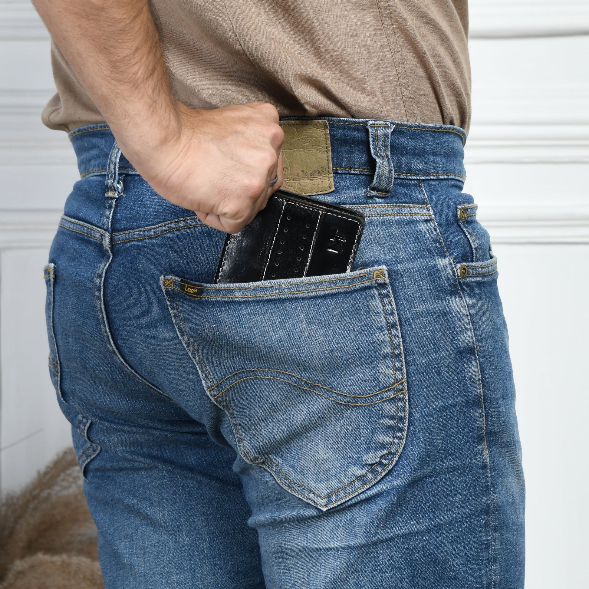 Lynch Bi-fold Wallet - Concordia Style Boutique