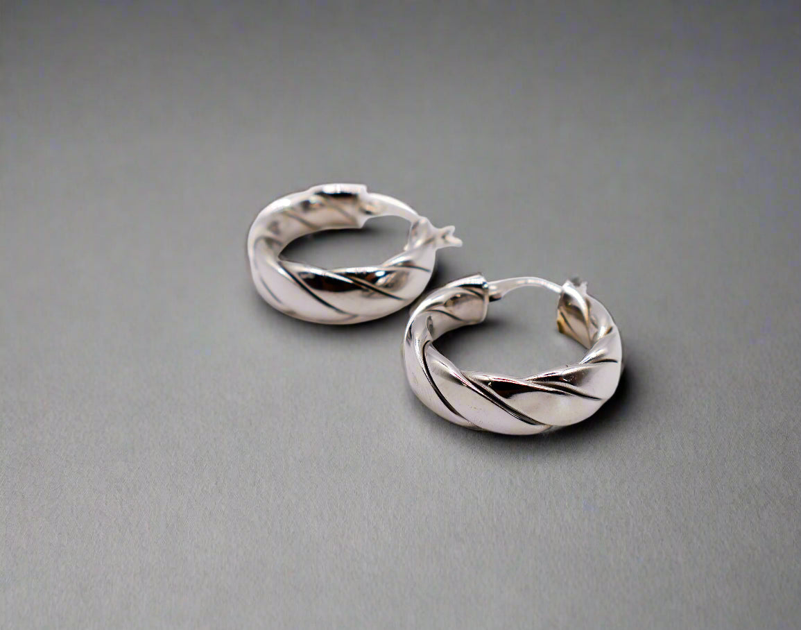 Italian Twirl Silver Hoop Earrings