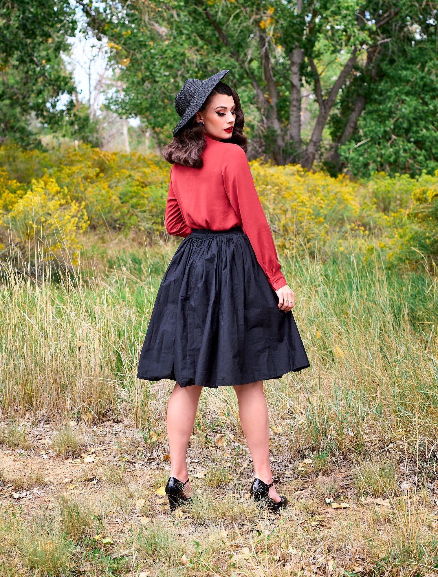 Helen Retro Blouse in Cognac - Concordia Style Boutique