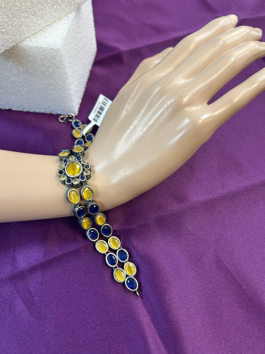 Bracelet: stones with oxidized silver