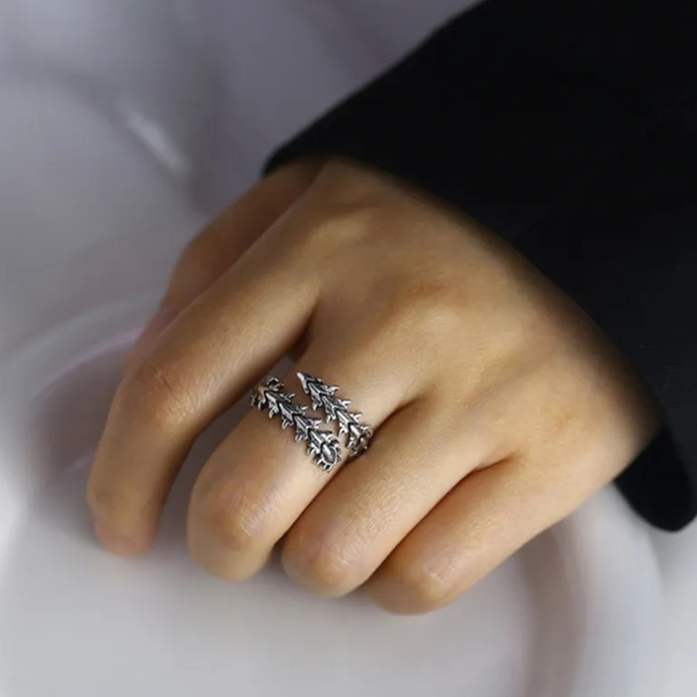 CENTIPEDE RING (ADJUSTABLE) - Concordia Style Boutique