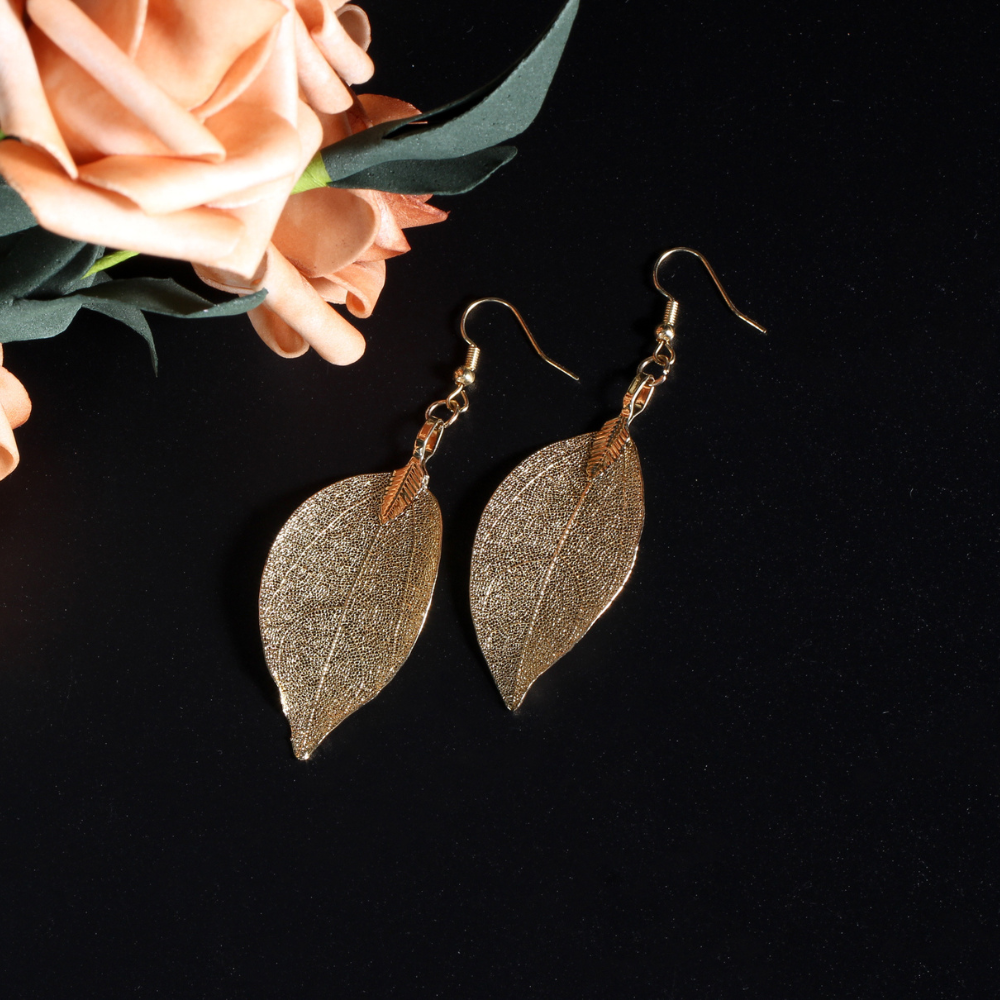 GOLD LEAF EARRINGS (PAIR) - Concordia Style Boutique