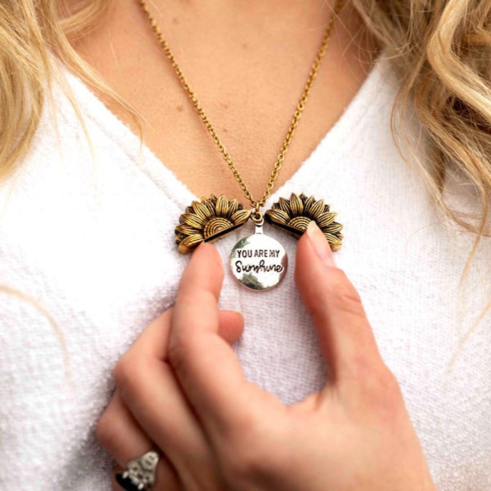 SUNSHINE NECKLACE - Concordia Style Boutique