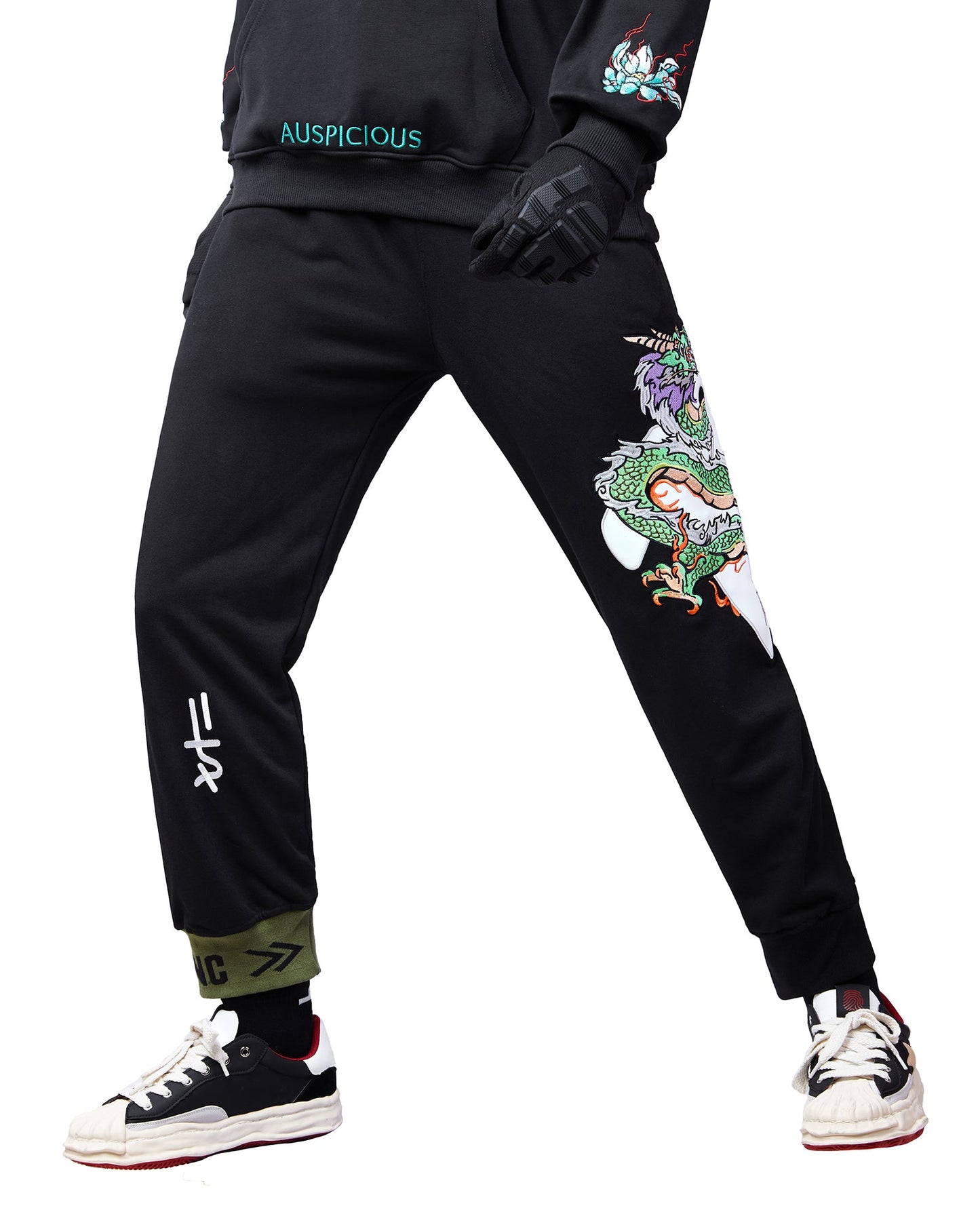 YEP6 Cloud Dragon Embroidery Sweatpants - Concordia Style Boutique