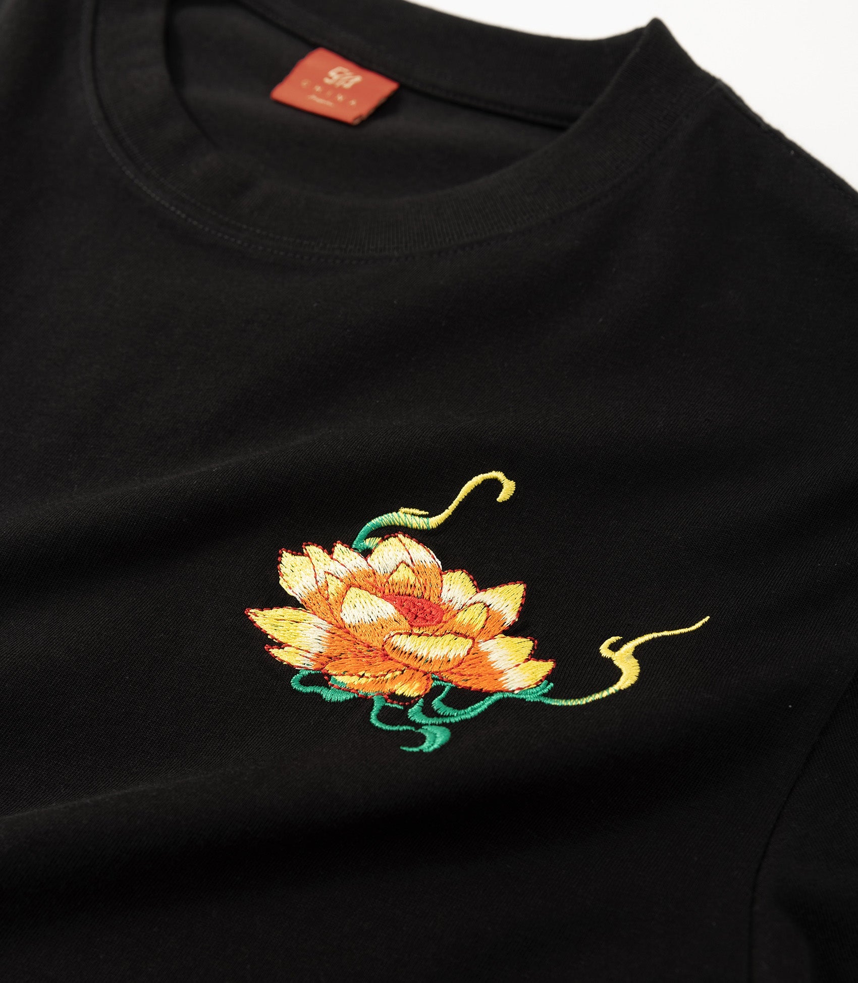 KH759 Emerald Kirin Embroidery Tee - Concordia Style Boutique