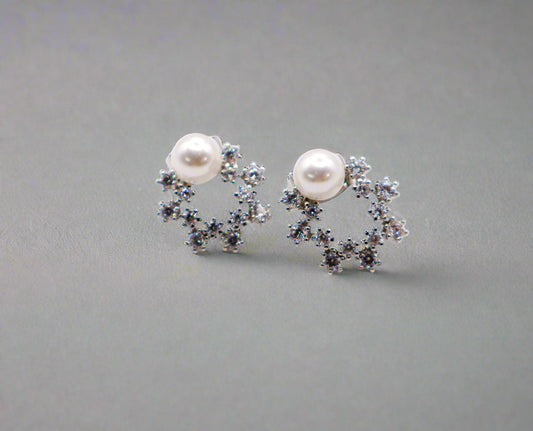 Pearlescent Elegance White Gold Earrings