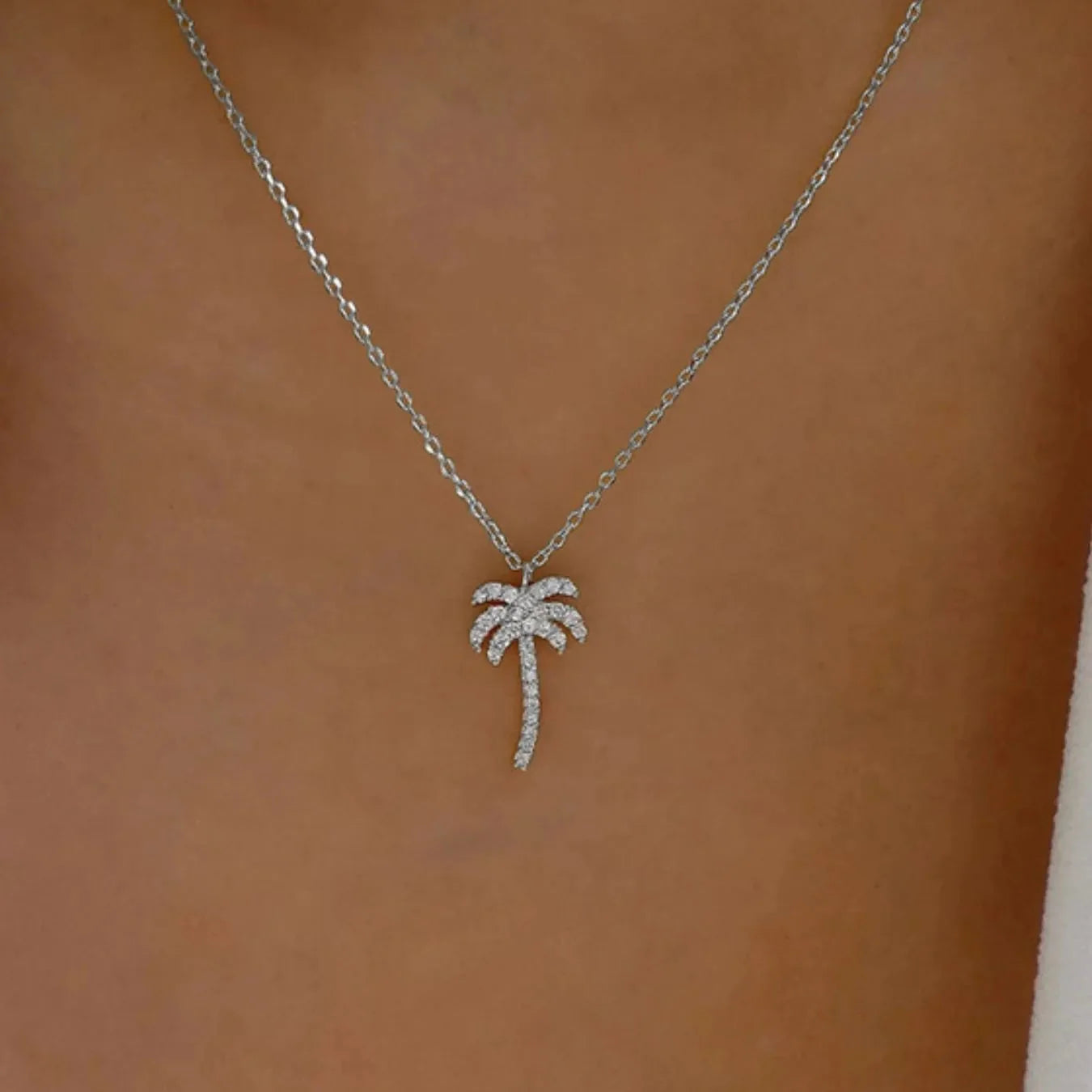 Palmlight Pendant Necklace