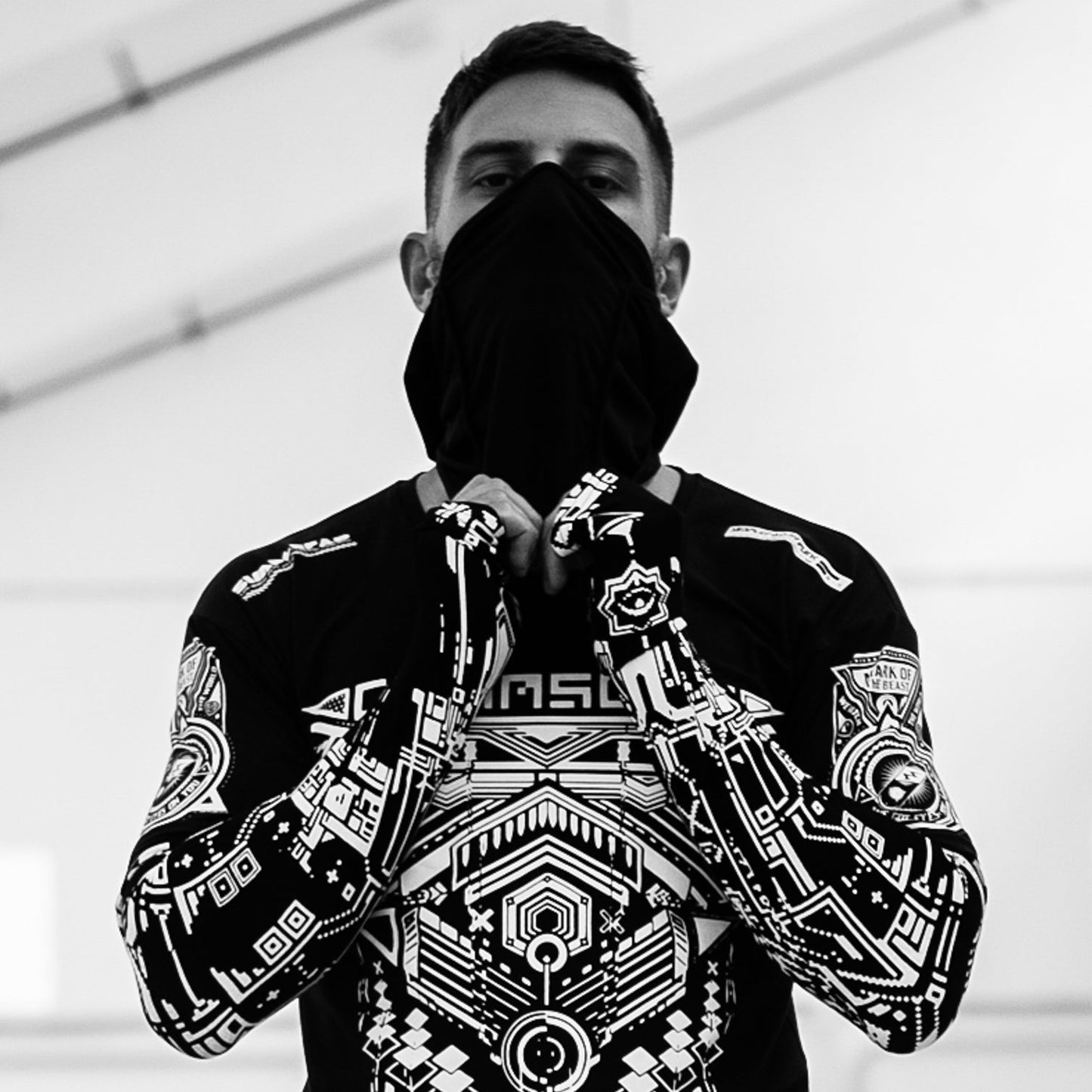 SimAr1 Cyber Alien Arm Sleeves - Concordia Style Boutique