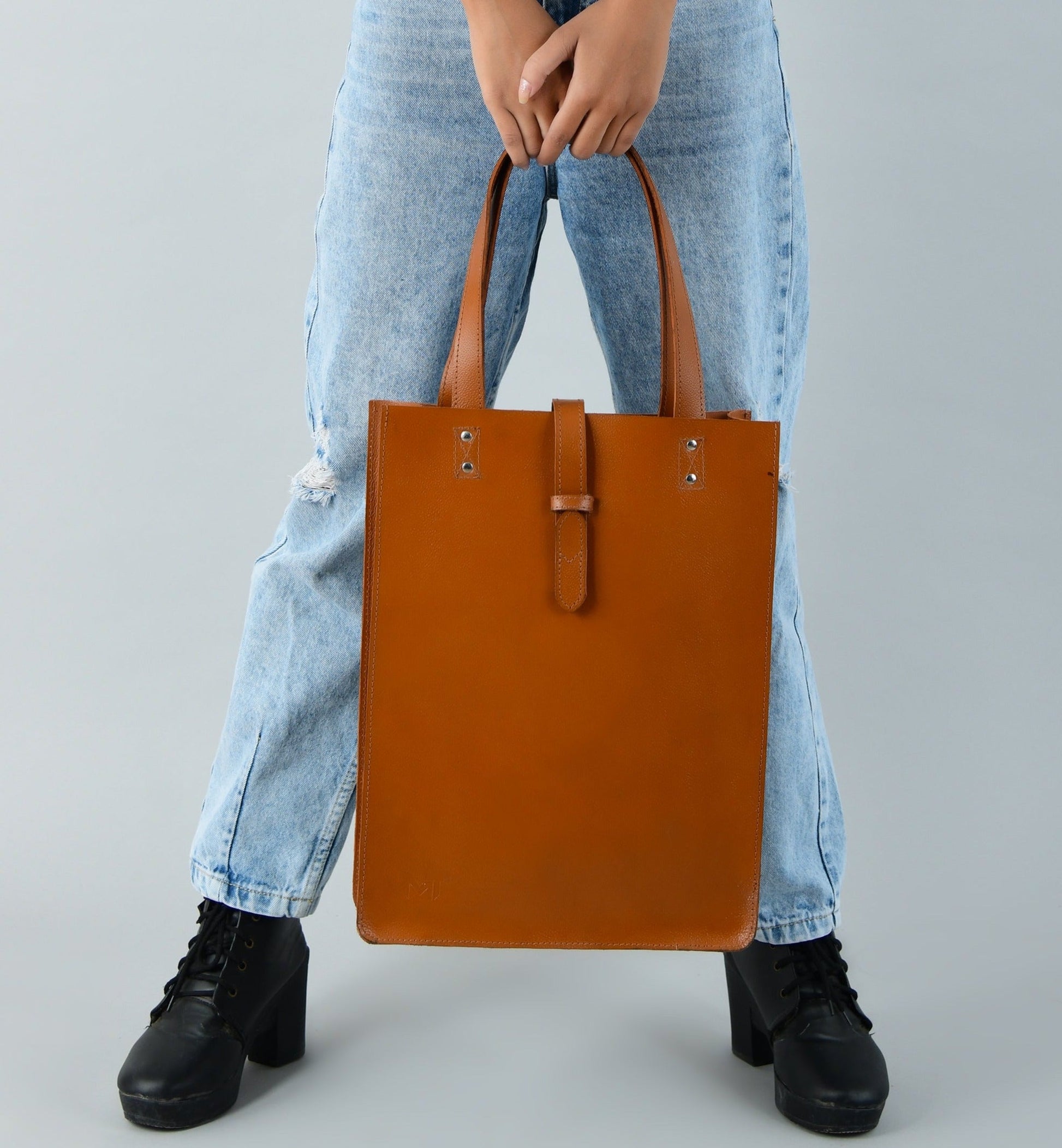 Chestnut Elegance Leather Tote - Concordia Style Boutique
