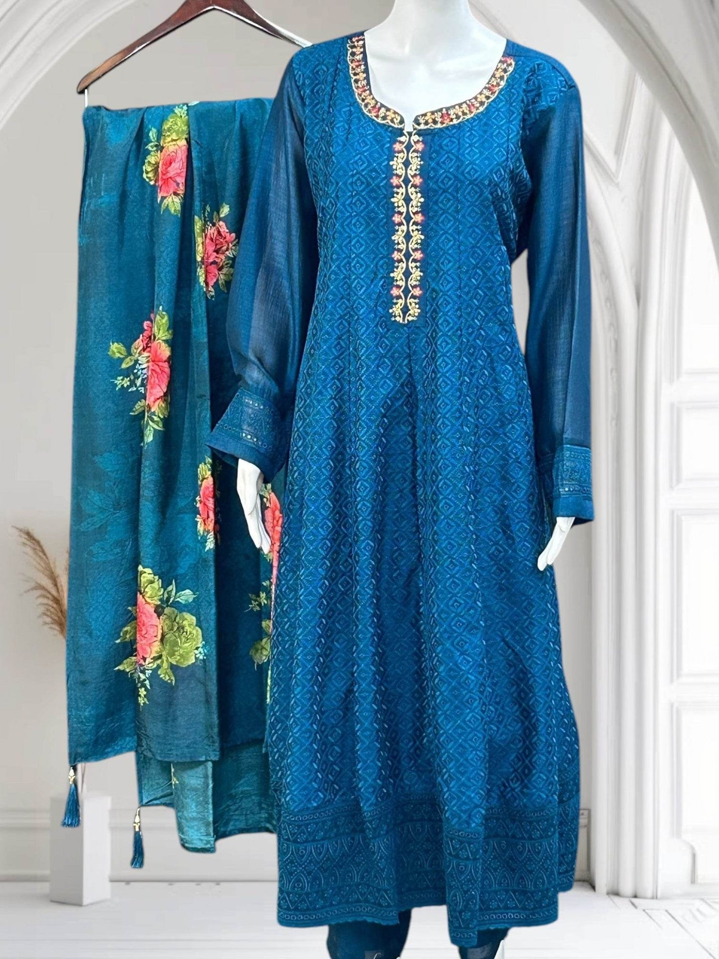 Chikankari Anarkali set