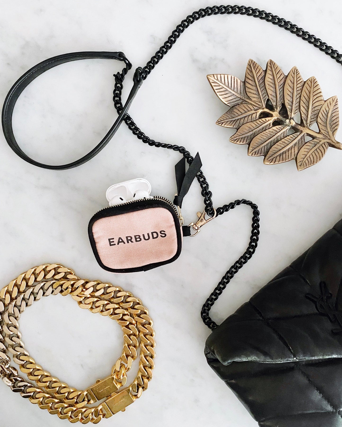 Earbuds/Airpods Case with clasp, Pink - Concordia Style Boutique