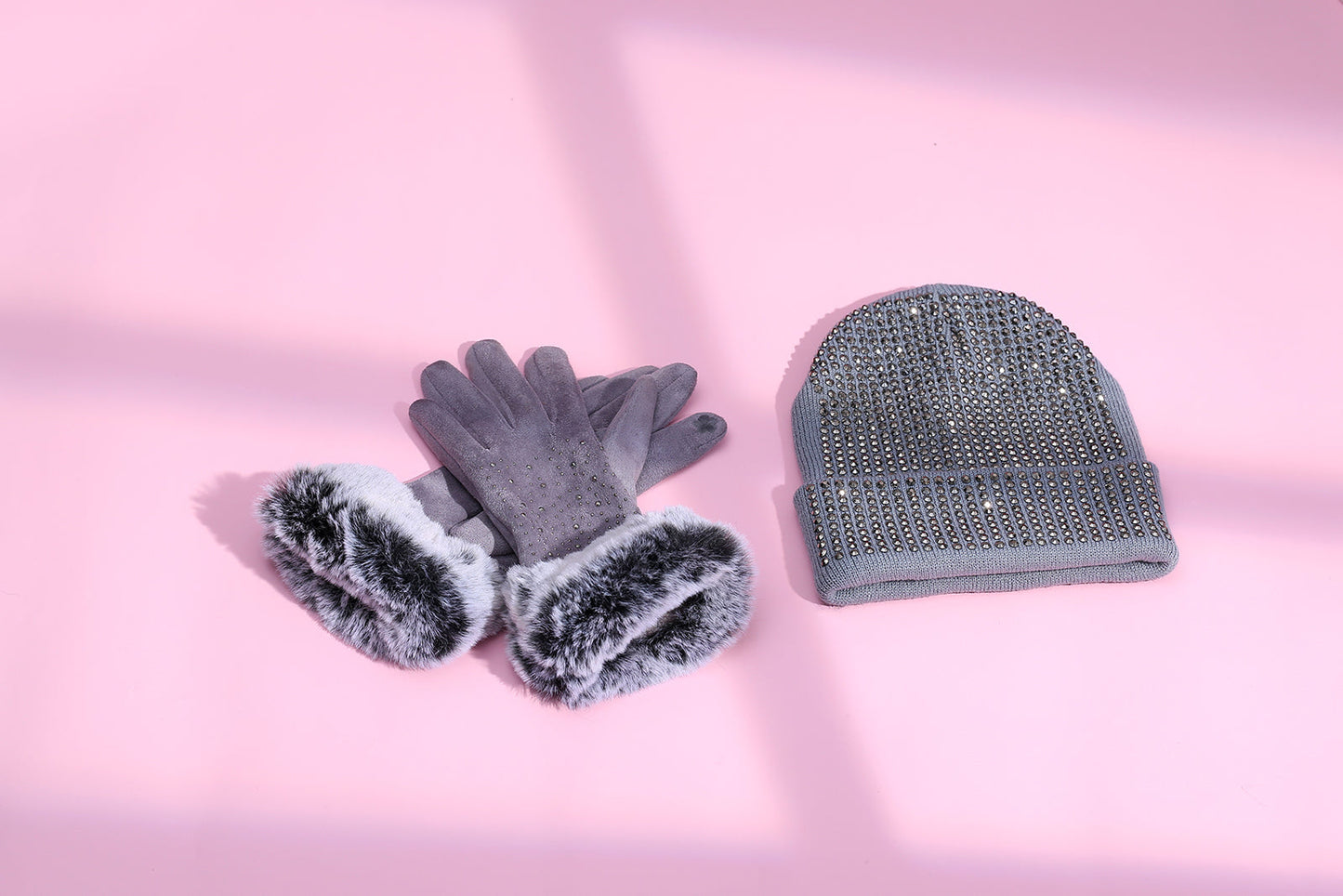 Scarlet Beanie in Grey