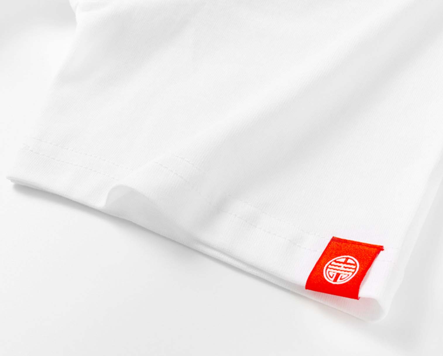 KH740 Mountains Embroidery Tee - Concordia Style Boutique