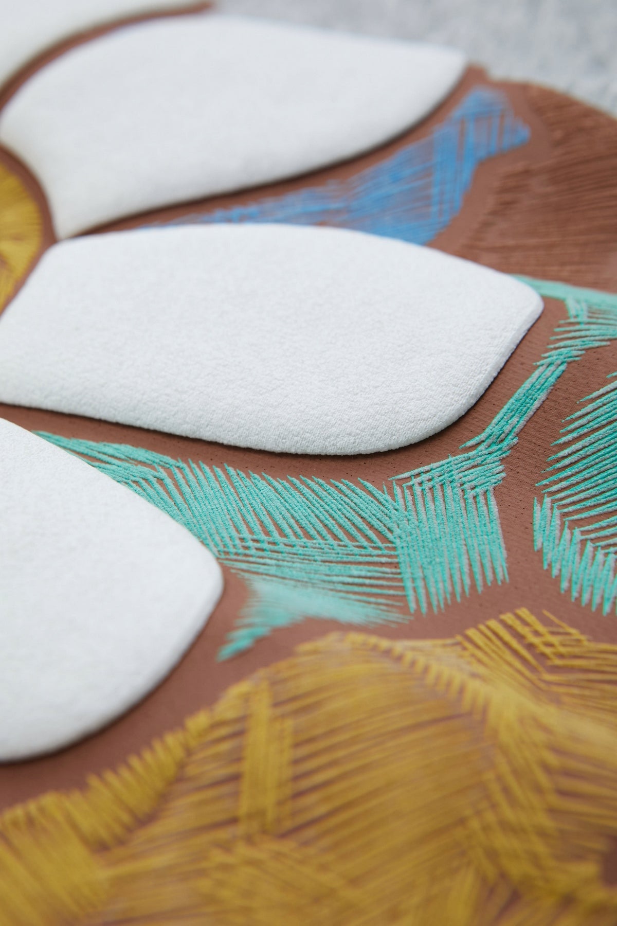 Color Artwork Daisy Crew - Concordia Style Boutique