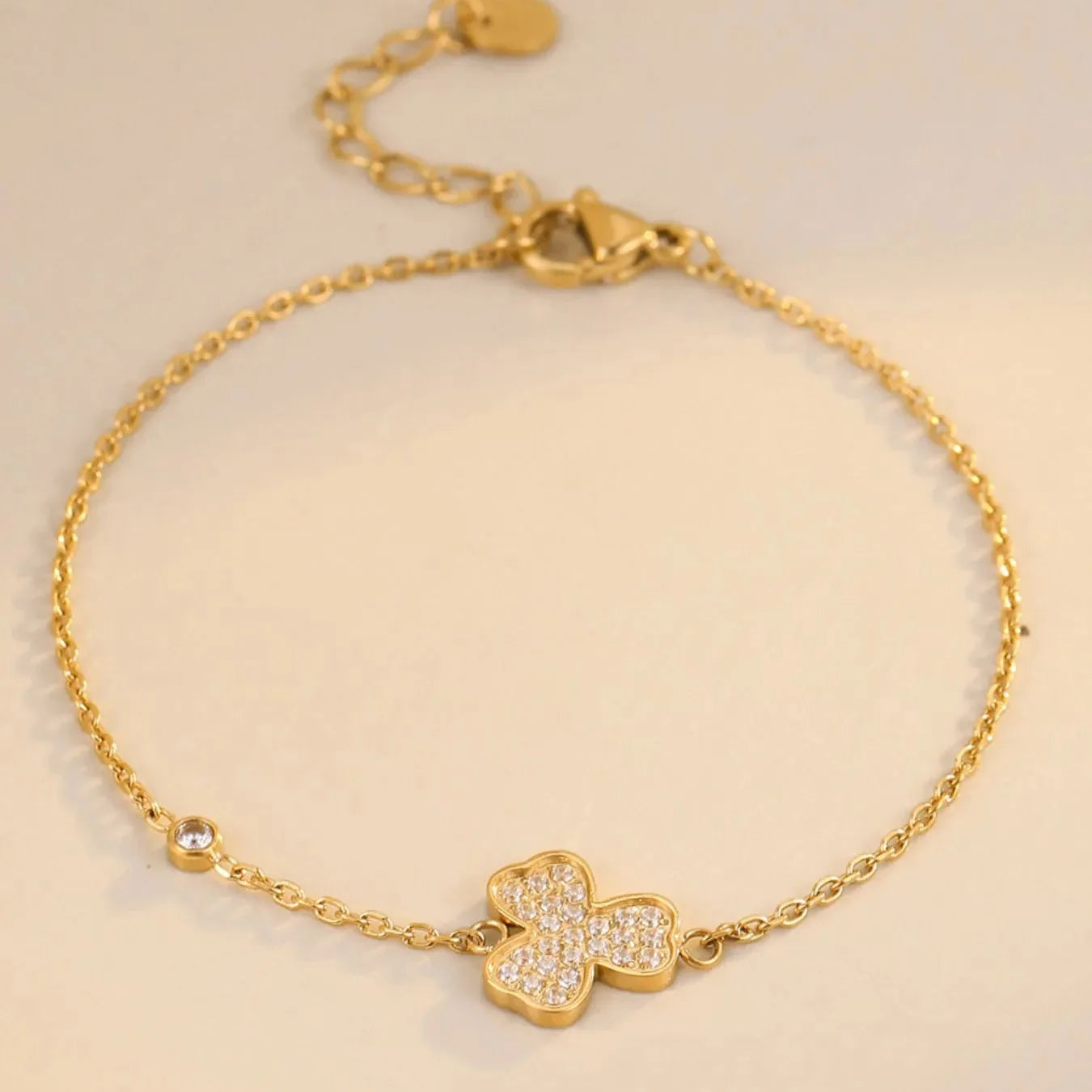 Lumen Clover Bracelet