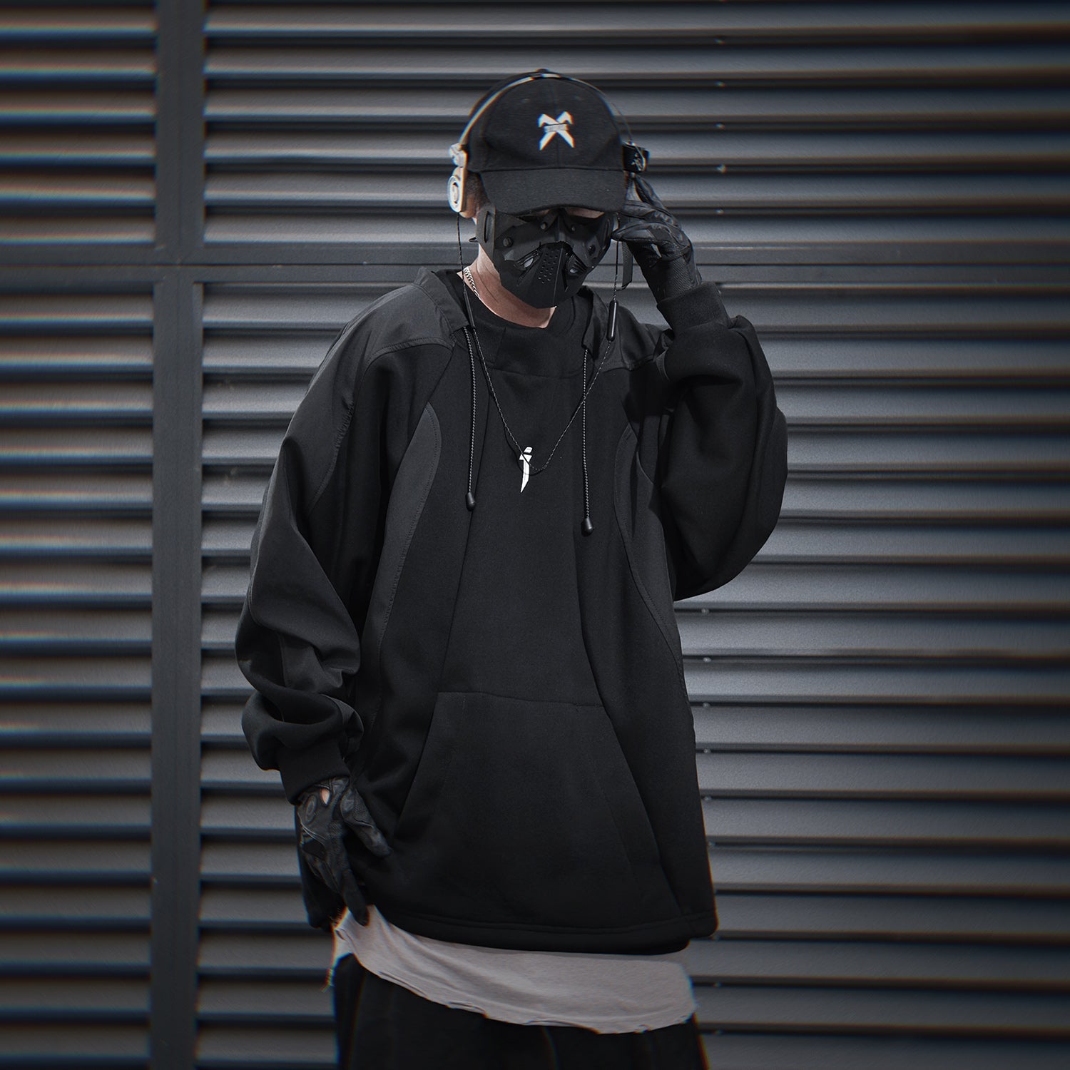 HiH55 Patchwork I-Tech Crewneck - Concordia Style Boutique