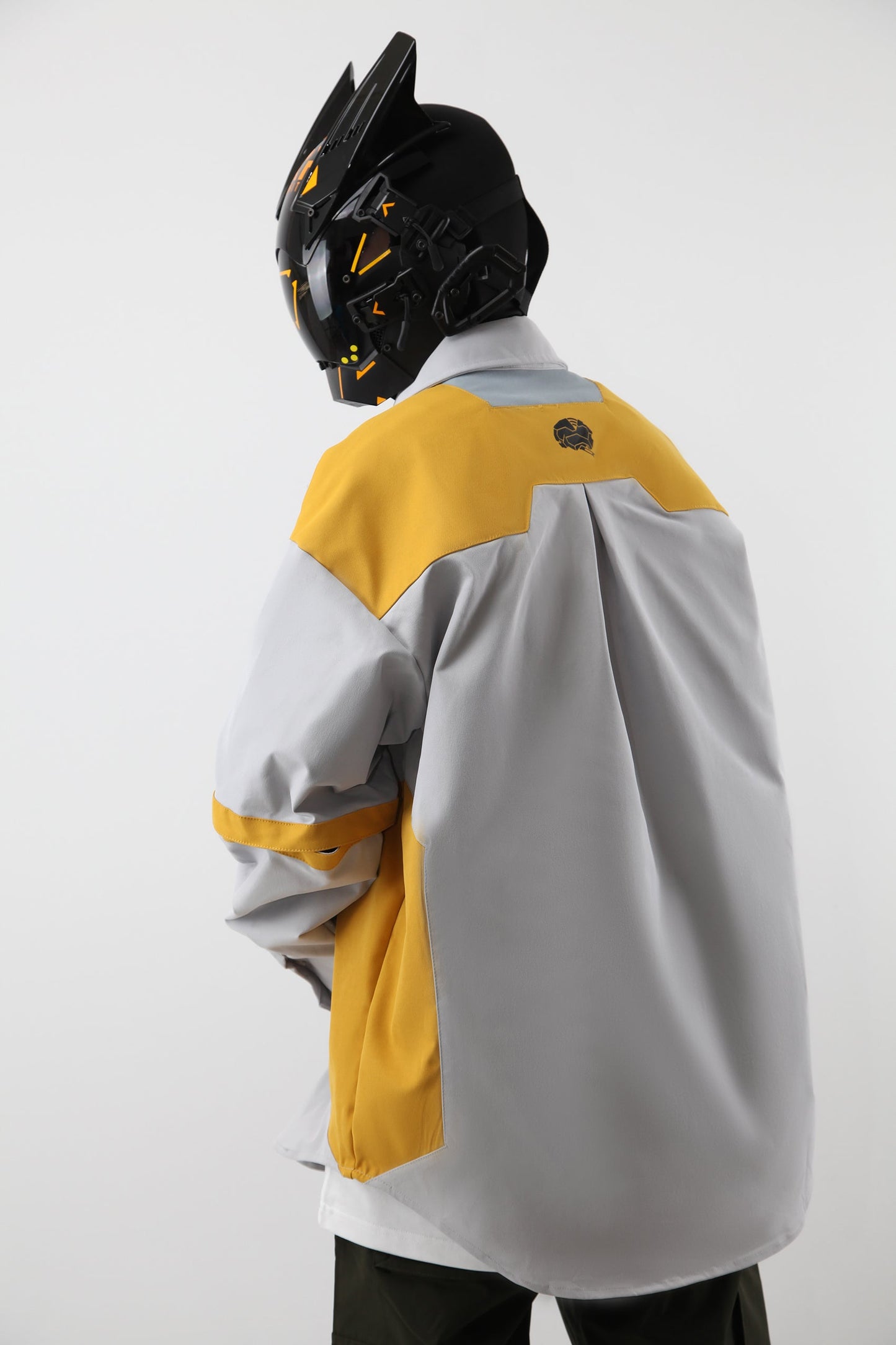 ApeqJ508 Boring Robot Jacket - Concordia Style Boutique