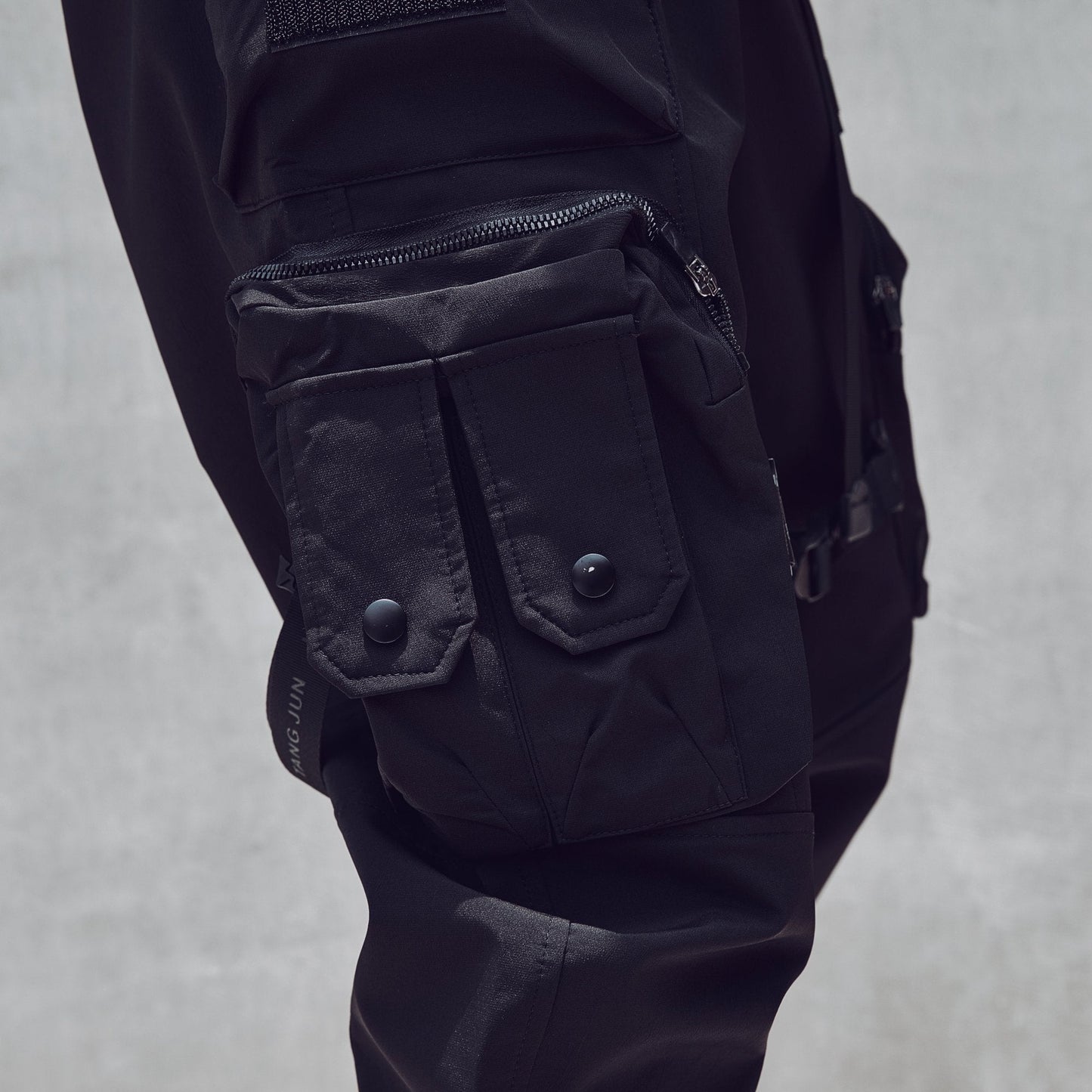 IBP440 Matte Black Paratrooper Joggers - Concordia Style Boutique