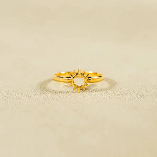 Solara Whisper Ring
