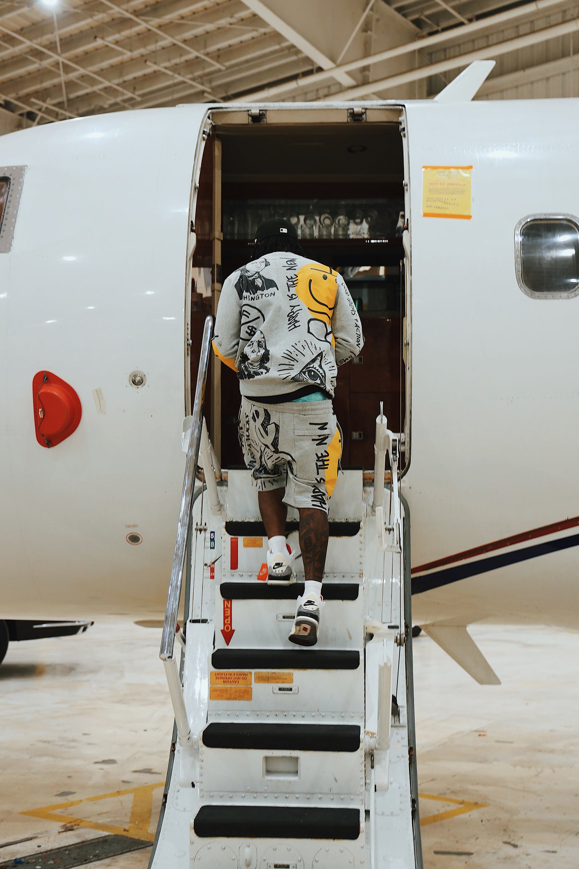 New Rich Crewneck Sweater (Heather Grey) - Concordia Style Boutique