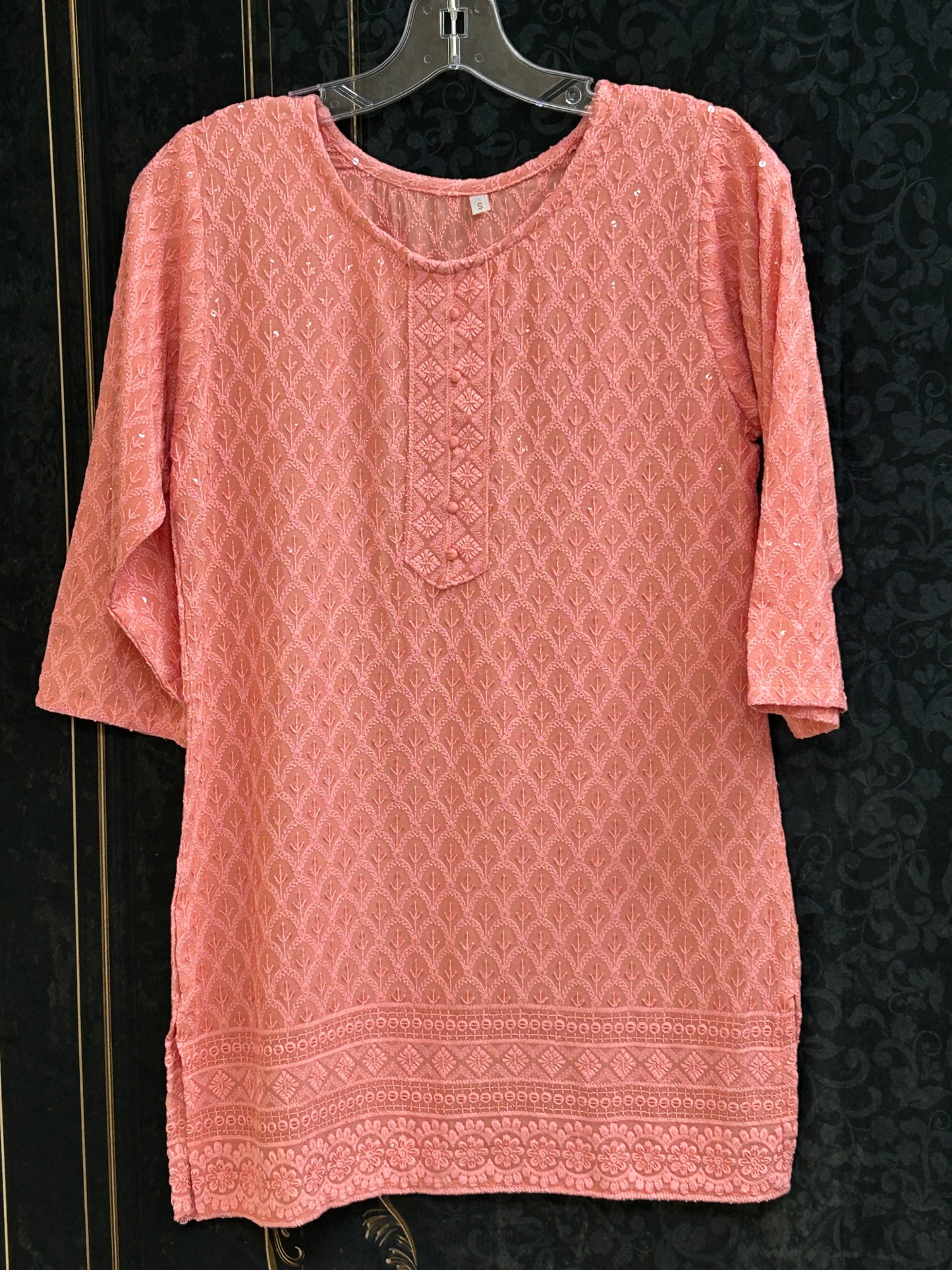 Chikankari short kurti