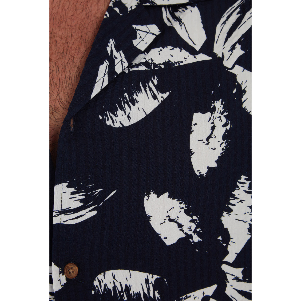 Dorian Printed Seer Sucker Shirt - Concordia Style Boutique