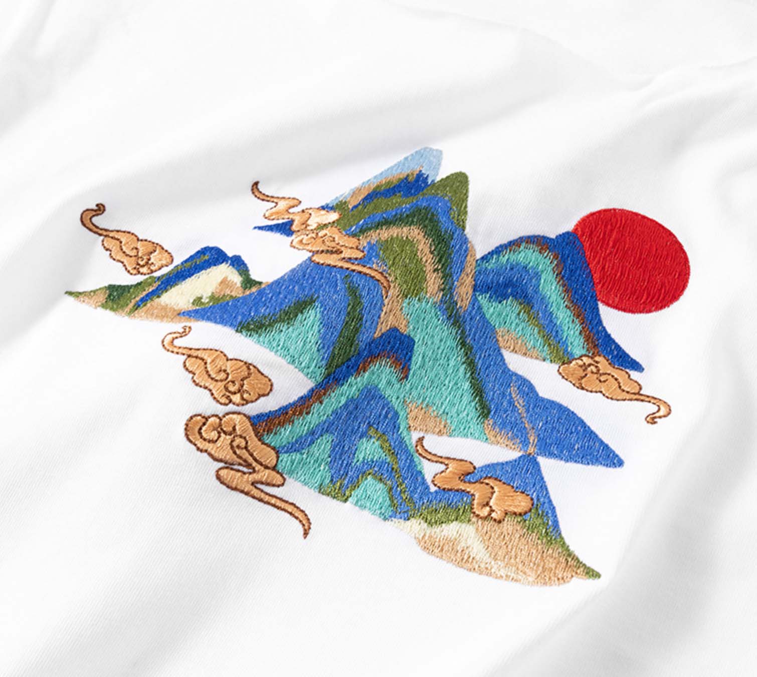 KH740 Mountains Embroidery Tee - Concordia Style Boutique