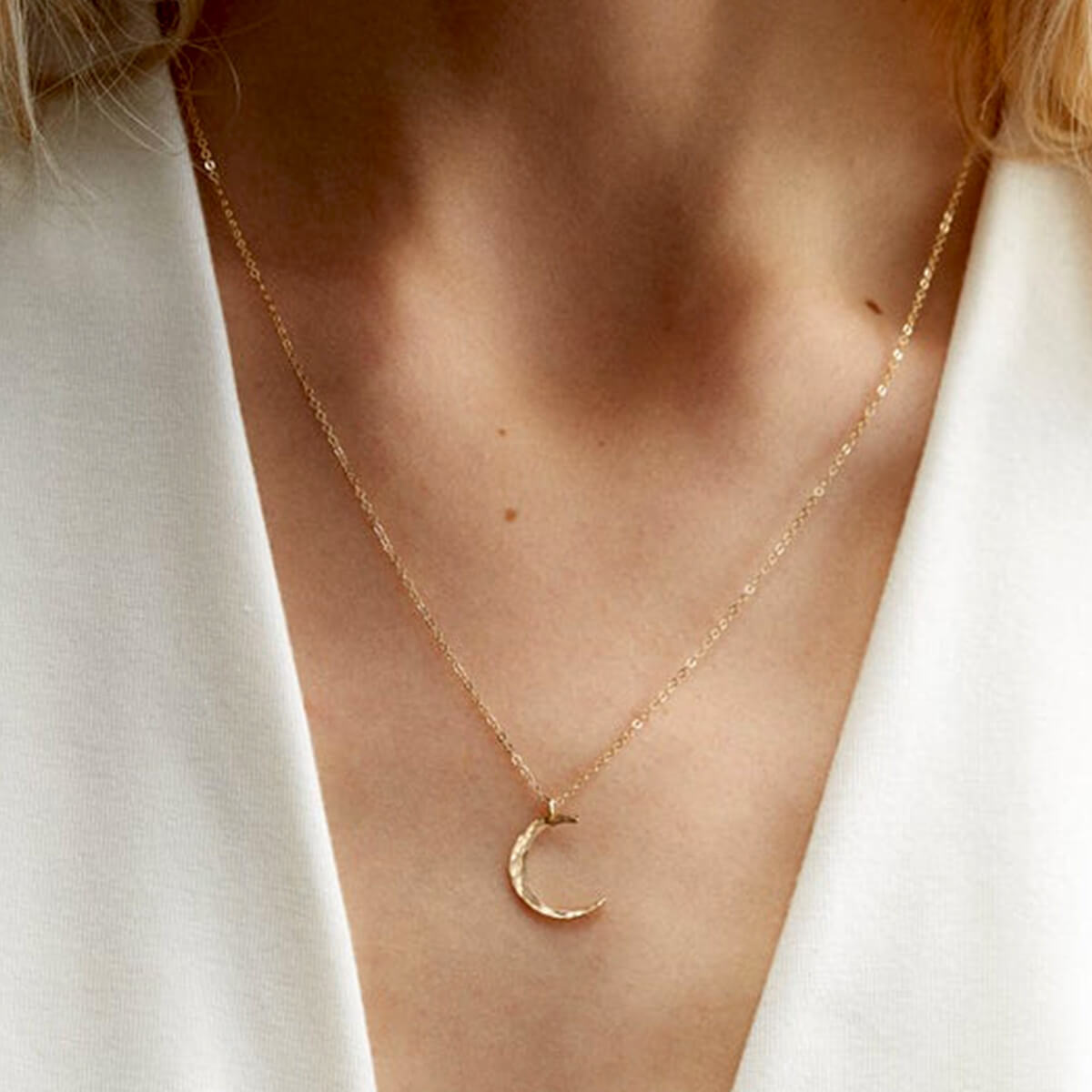 MOON PHASE NECKLACE - Concordia Style Boutique