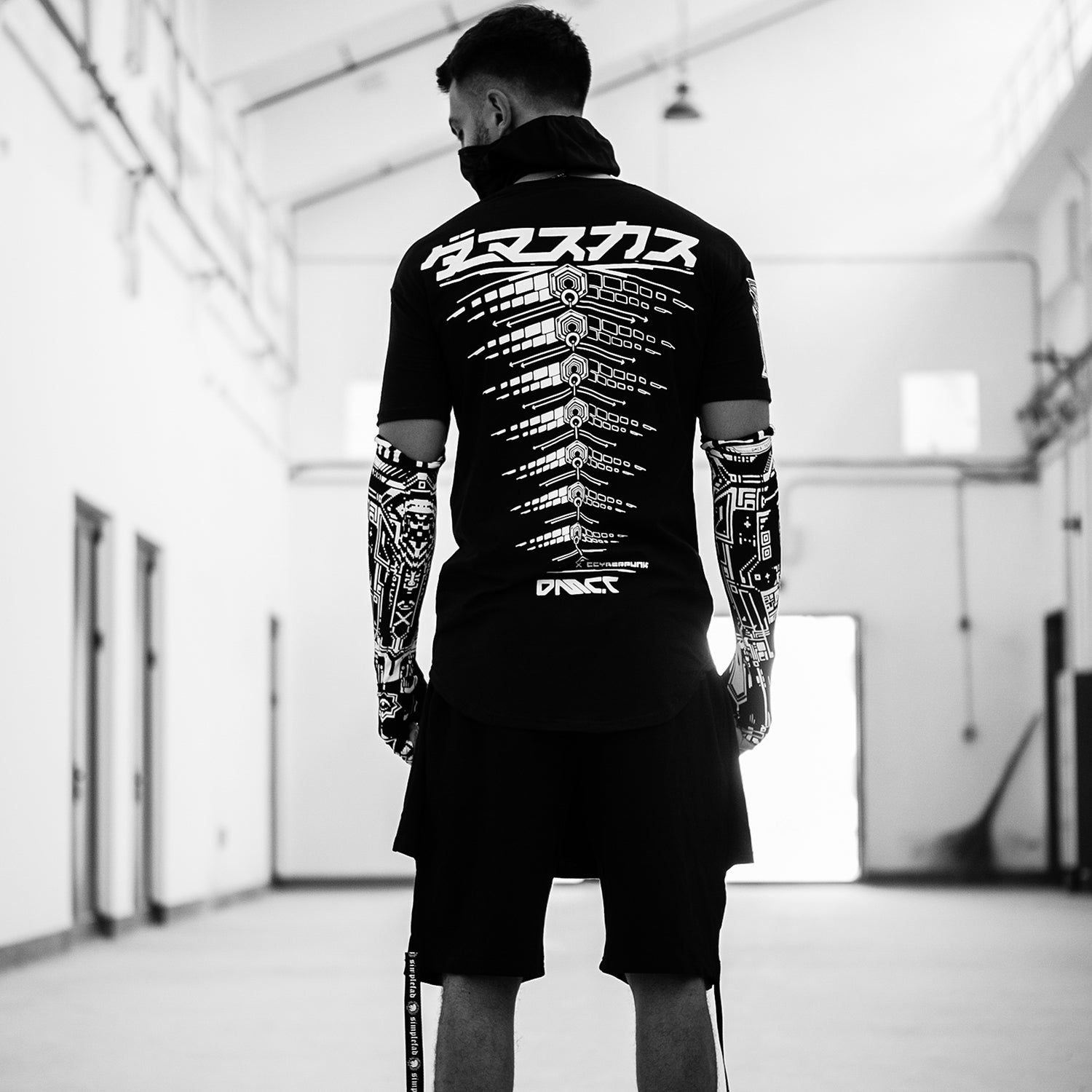 SimAr1 Cyber Alien Arm Sleeves - Concordia Style Boutique