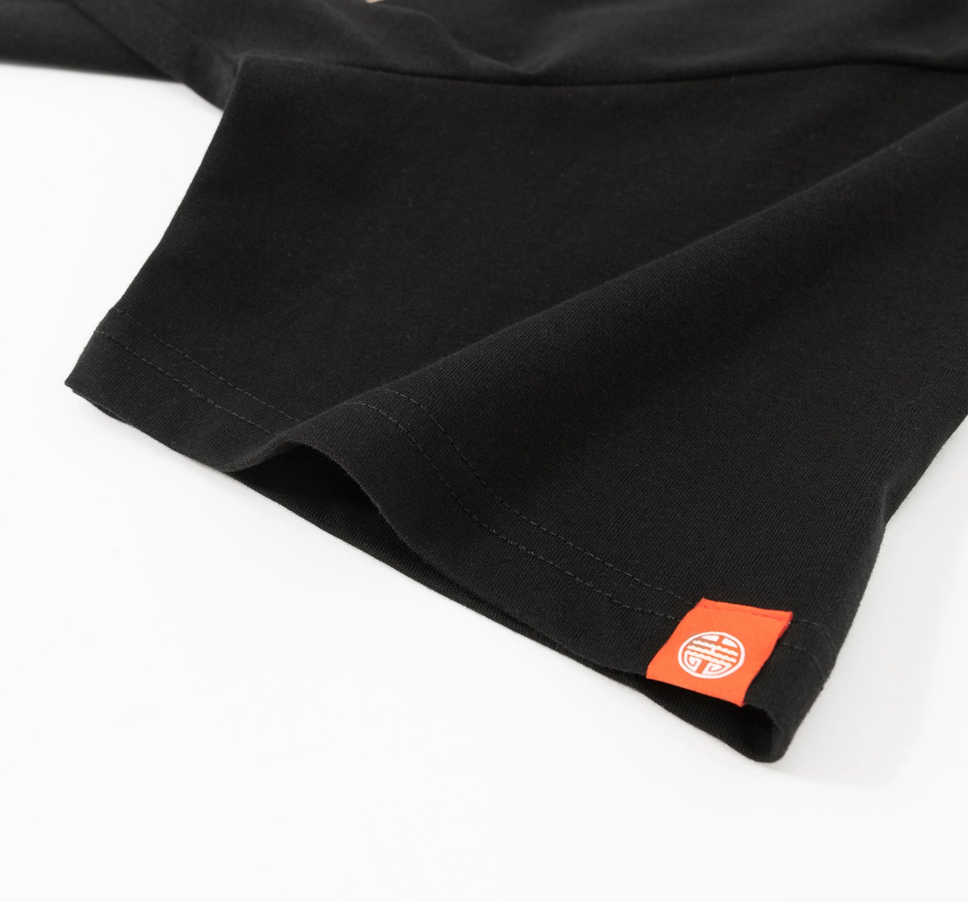 KH766 Lion Embroidery Tee - Concordia Style Boutique