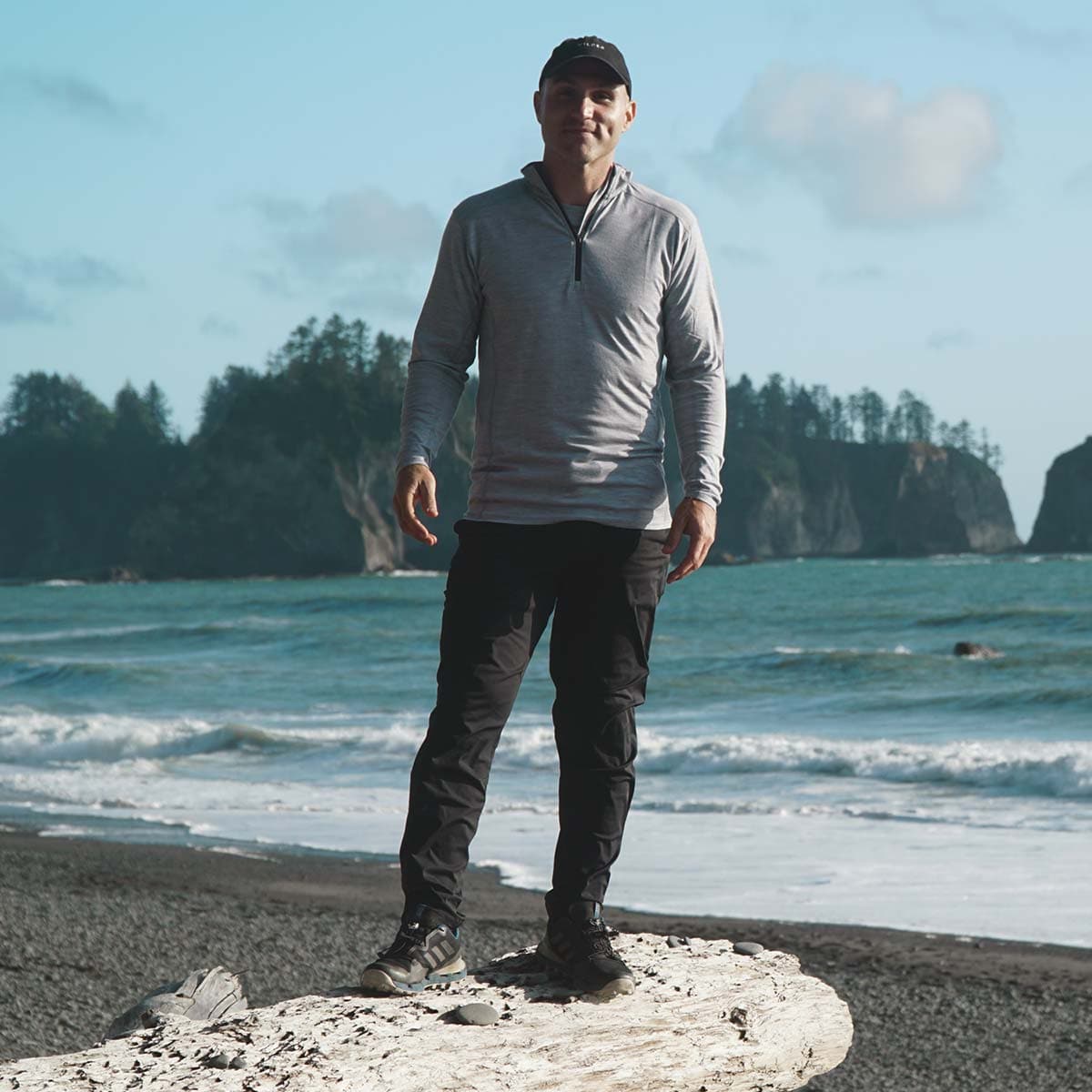 Microweight - Men's Wool 1/4 Zip Woolverino - Concordia Style Boutique