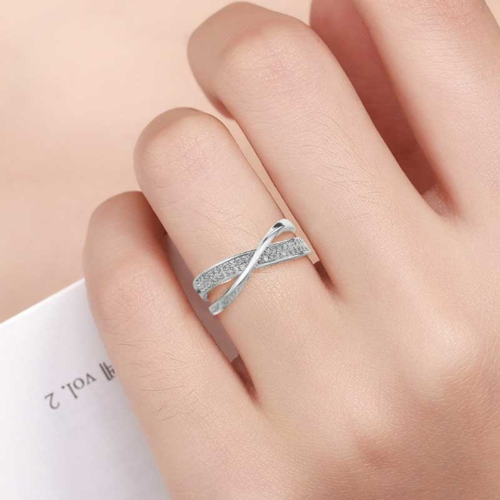 WOVEN CROSSOVER RING - Concordia Style Boutique