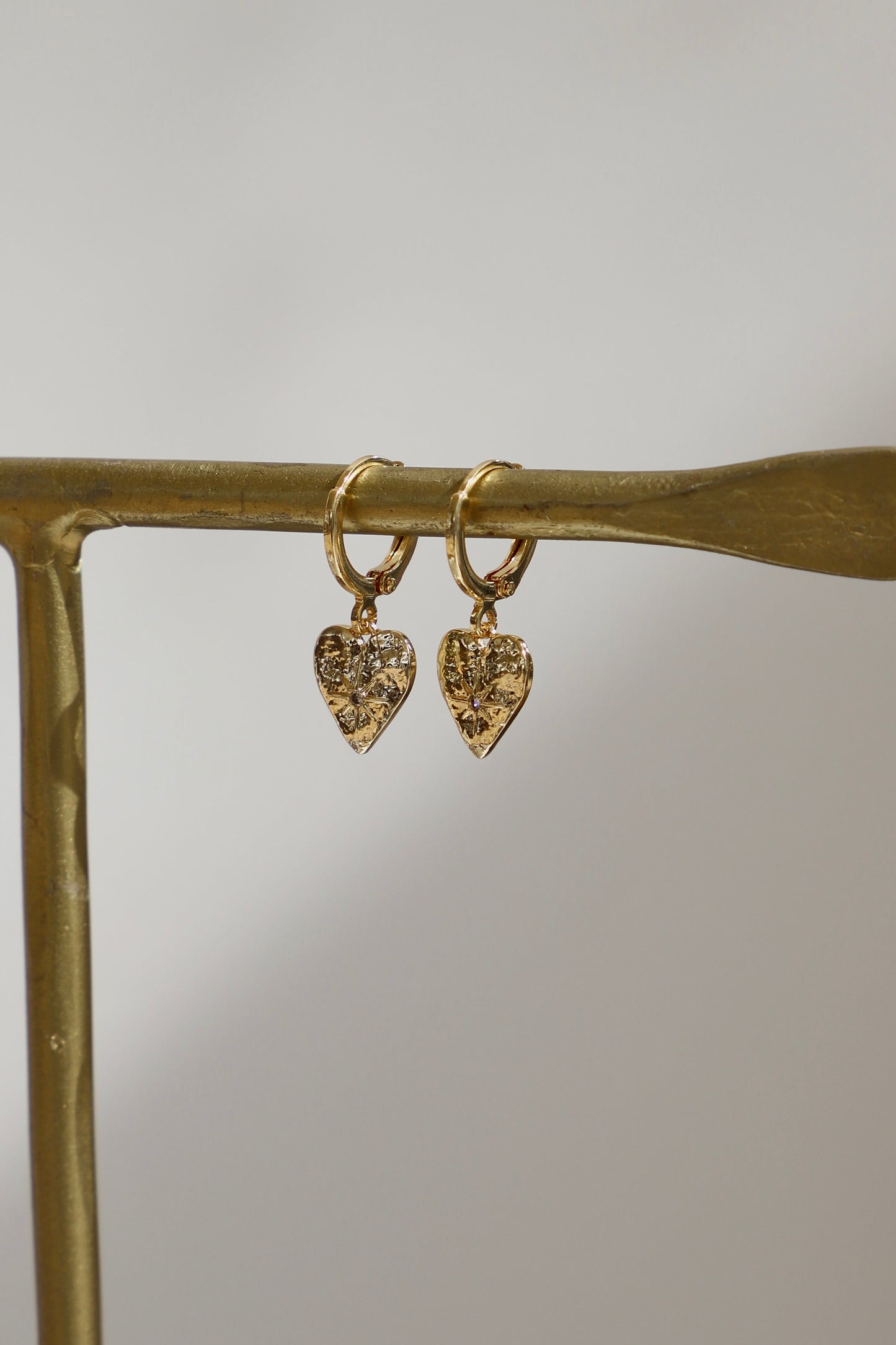 STARBURST HEART HUGGIES - Concordia Style Boutique