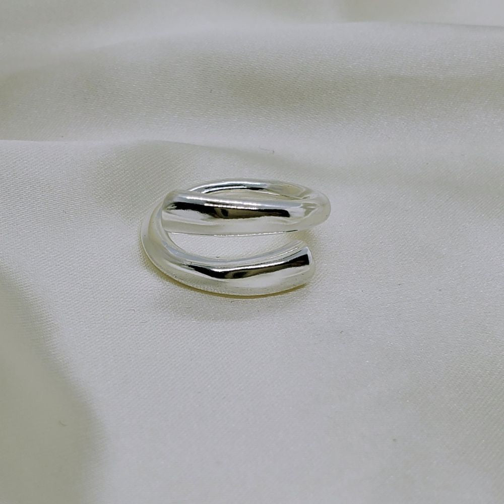 SILVER HOLLOW RING SET (ADJUSTABLE) - Concordia Style Boutique